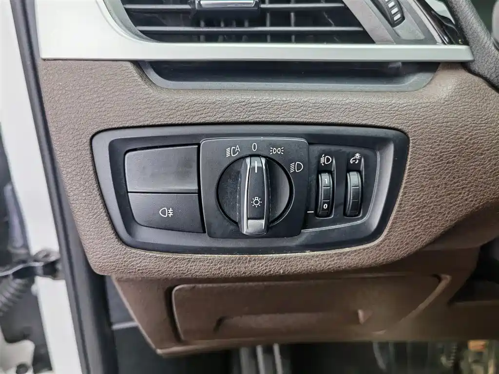 BMW X1 2022 — фото 21