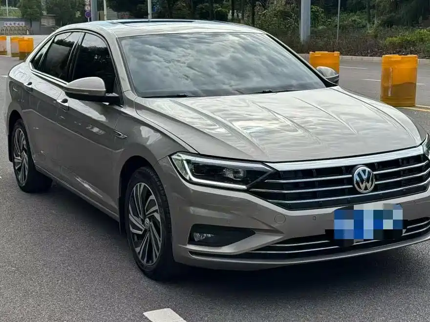 Volkswagen Sagitar 2021