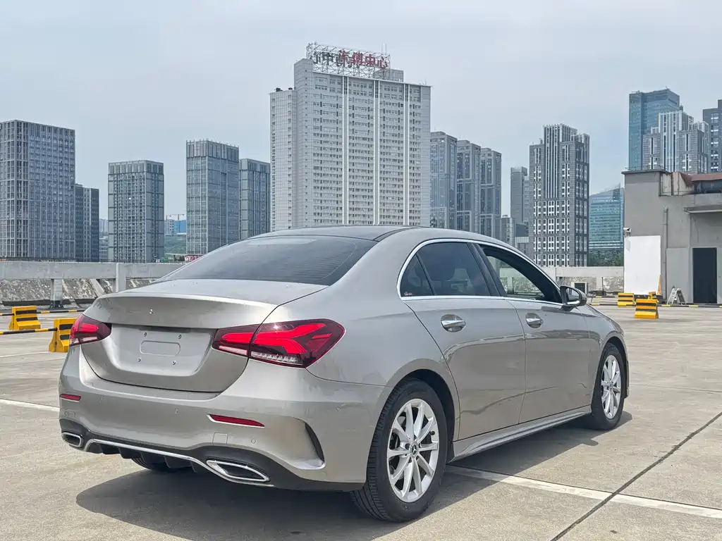 Mercedes-Benz A-Class 2021 — фото 14
