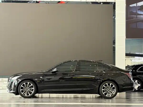 Cadillac CT5 2023