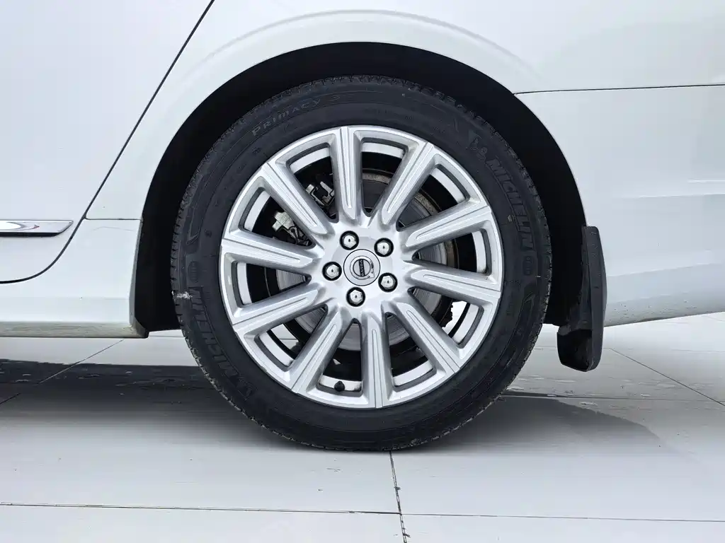 Volvo S90 2020 — фото 23