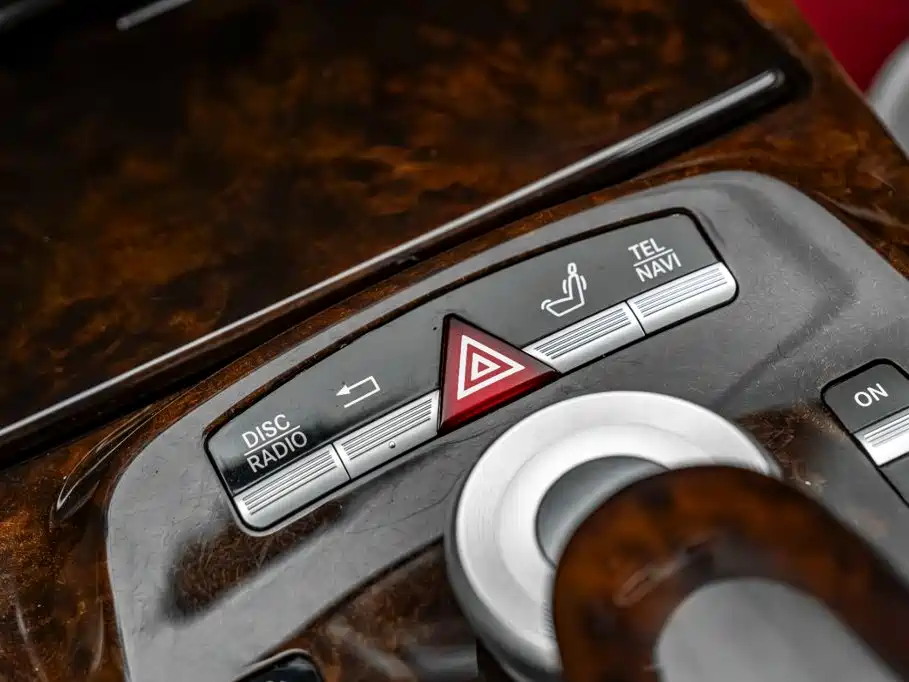 Mercedes-Benz S-Class AMG 2010 — фото 41