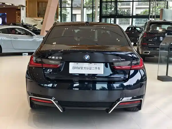 BMW i3 2023