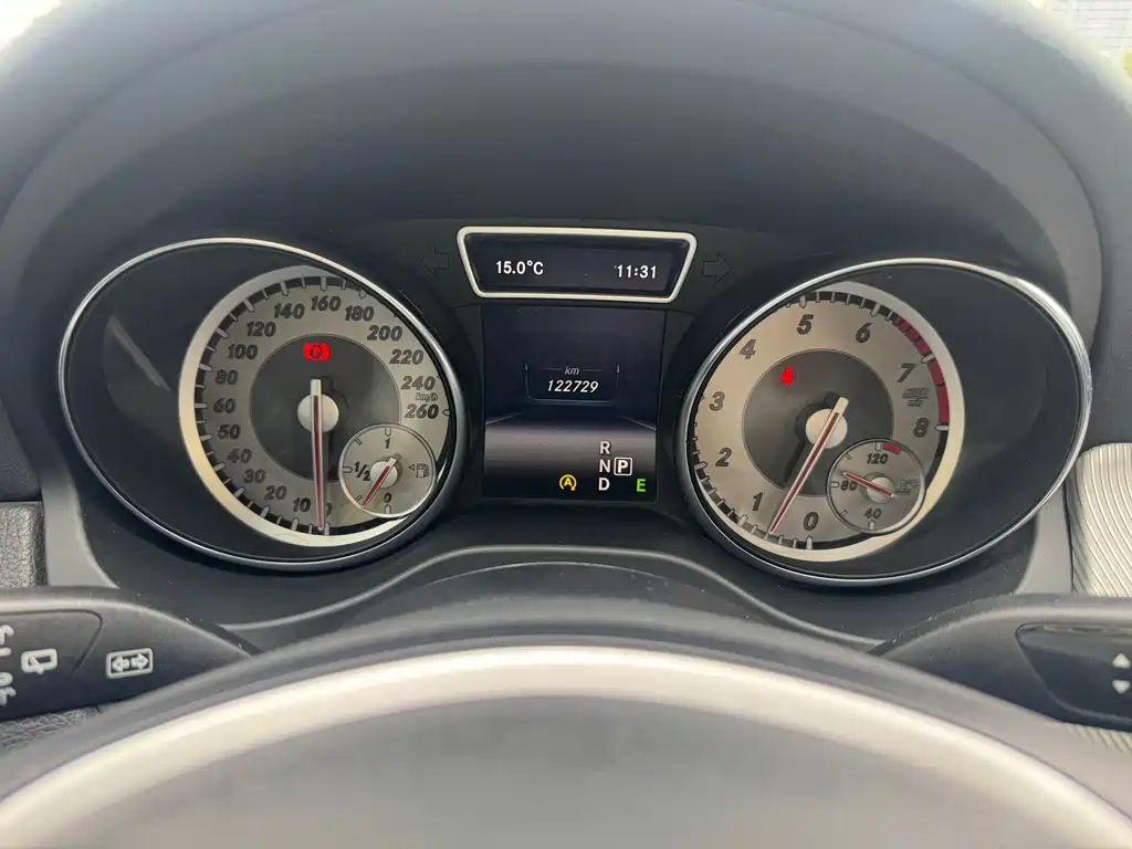 Mercedes-Benz GLA 2015 — фото 17