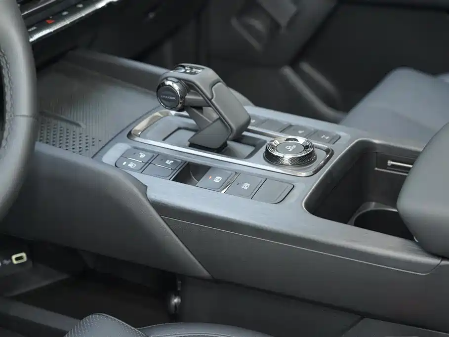 Haval H9 2025 — фото 18