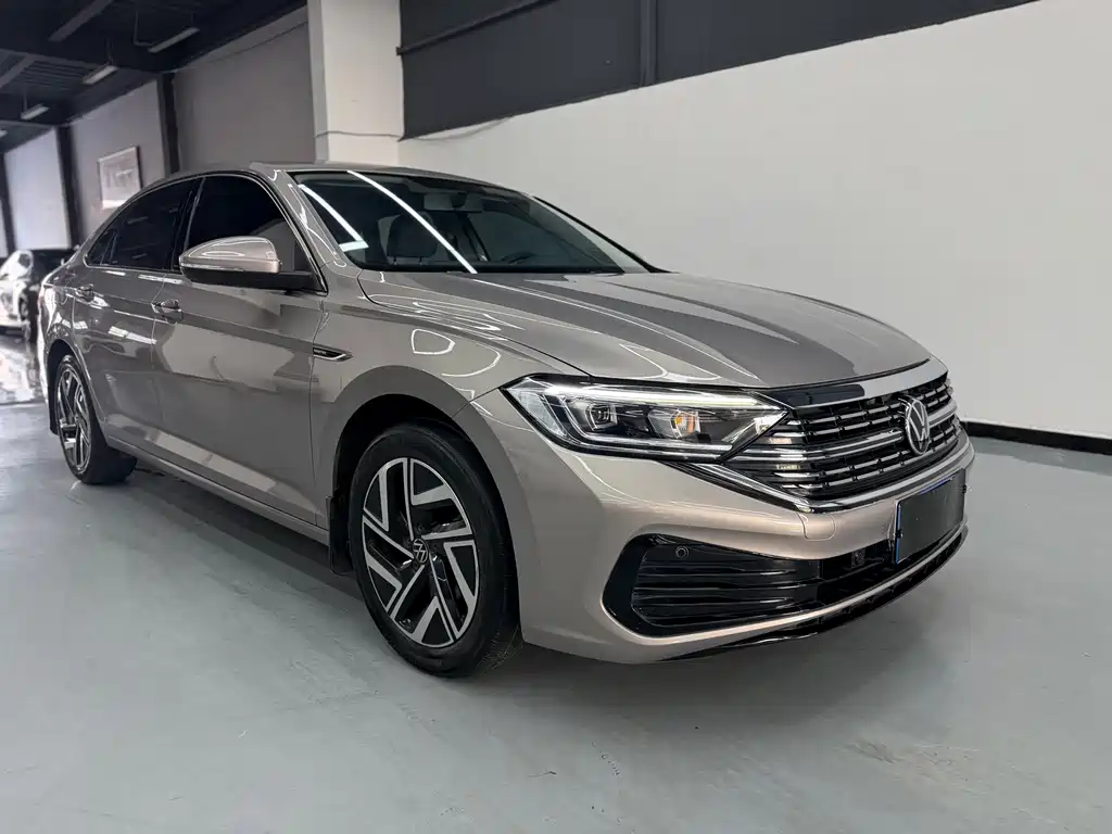 Volkswagen Sagitar 2023