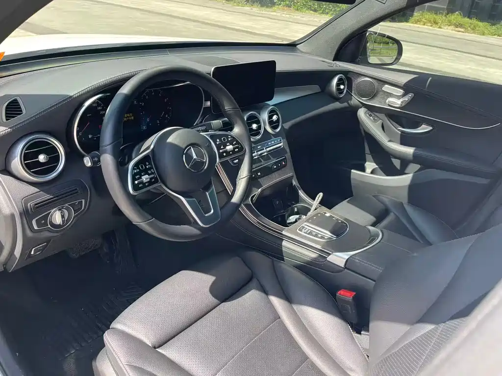 Mercedes-Benz GLC Coupe 2021 — фото 9
