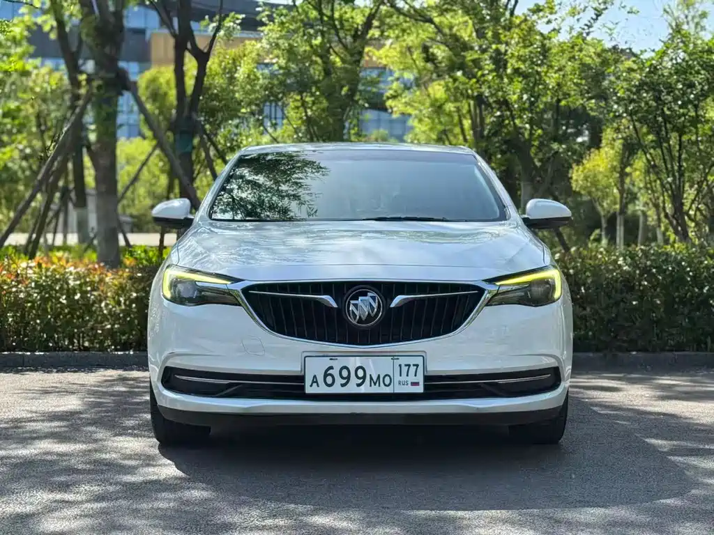 Buick Excelle 2019 — фото 2