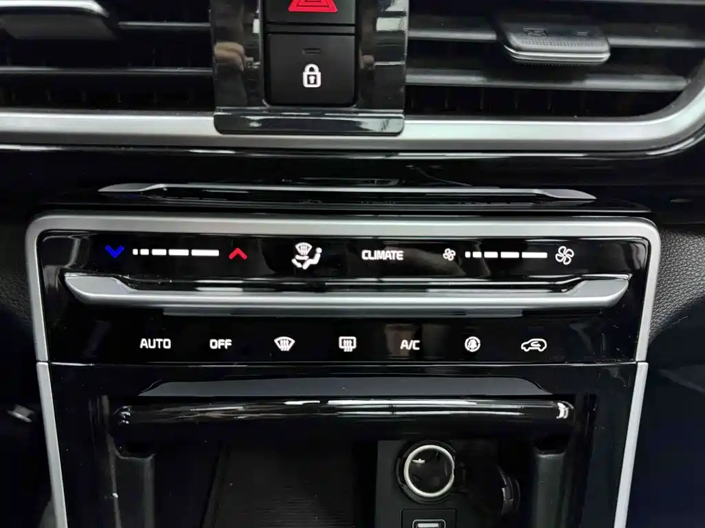 Kia KX3 2021 — фото 13