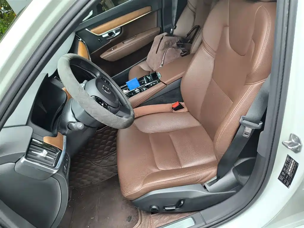 Volvo S90 PHEV 2021 — фото 11
