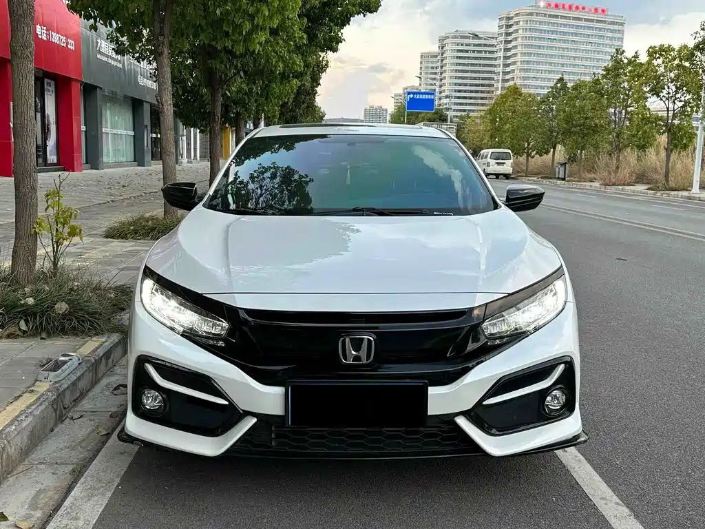 Honda Civic 2021 — фото 1