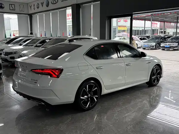 Skoda Octavia 2023