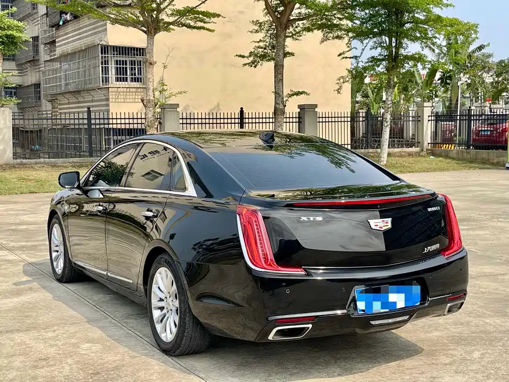Cadillac XTS 2019 — фото 9