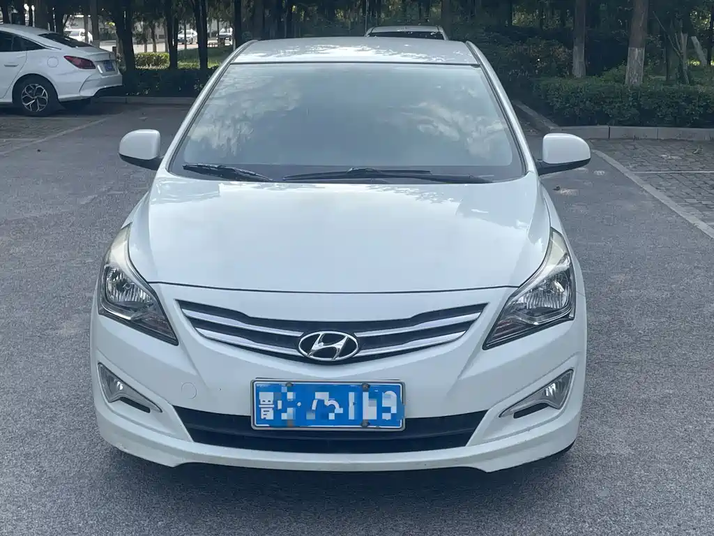 Hyundai Accent 2016 — фото 2