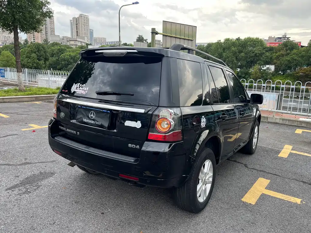 Land Rover Freelander 2 2013 — фото 13