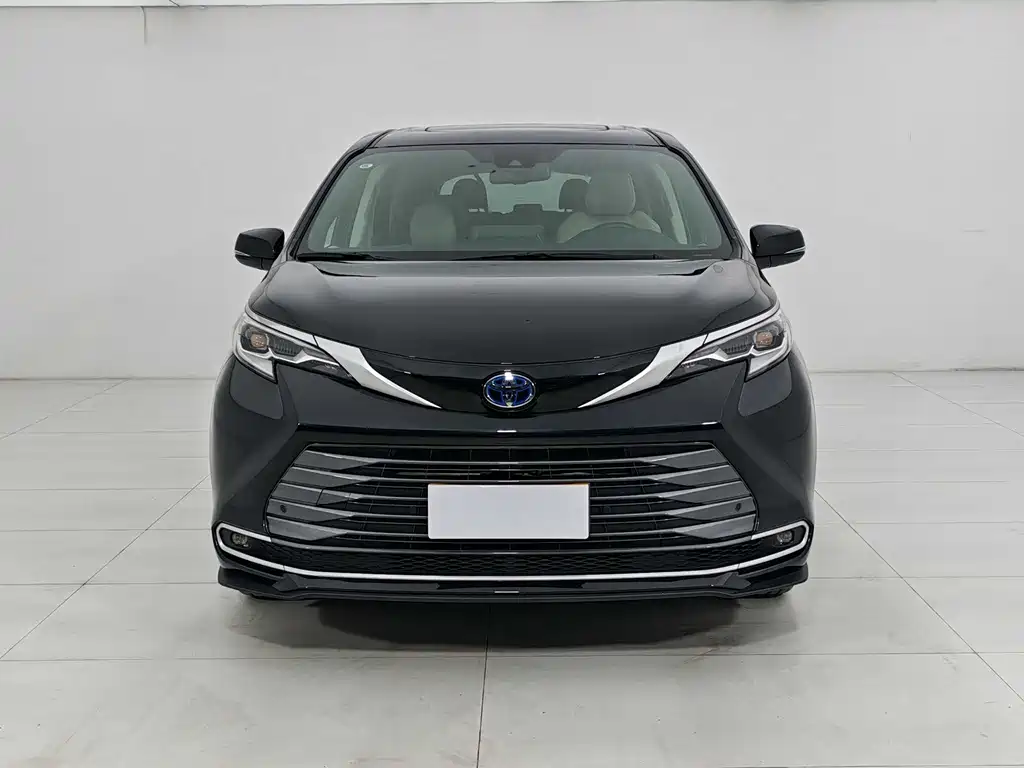 Toyota Sienna 2023