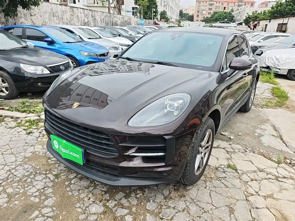 Porsche Macan 2019 — фото 1