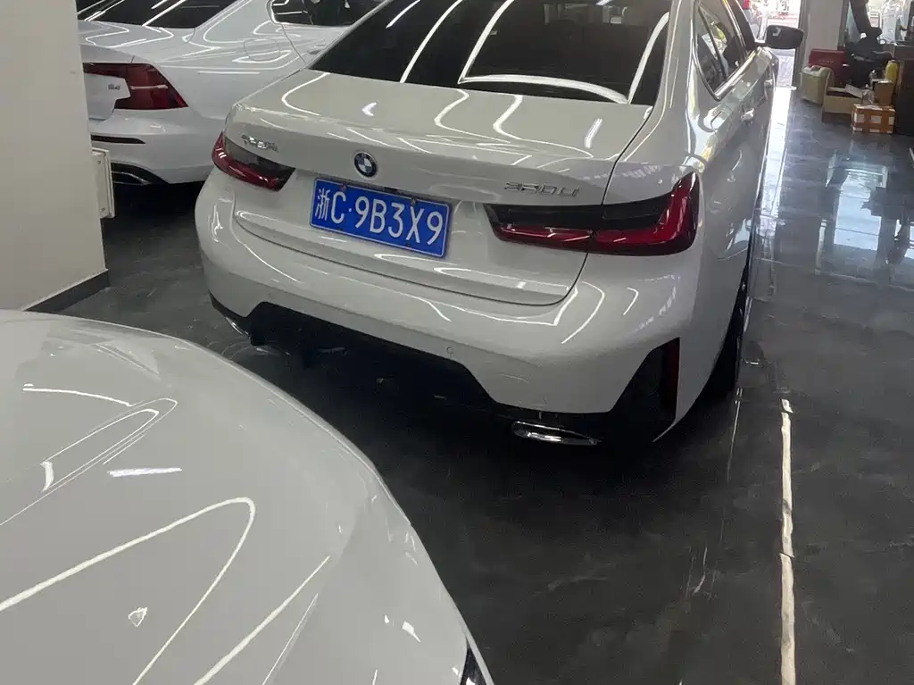 BMW 3 Series 2023