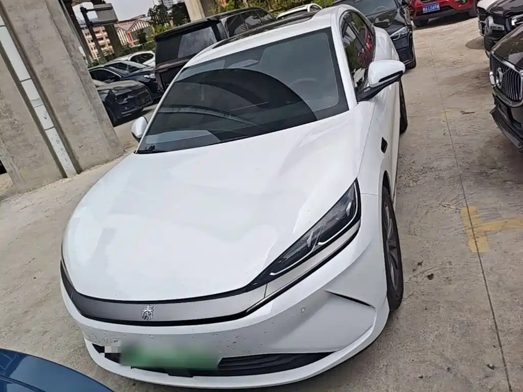 BYD Qin L 2026 — фото 3