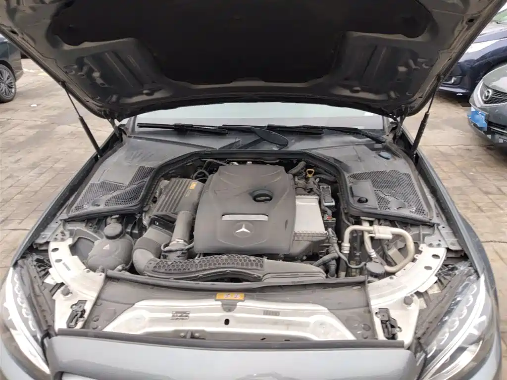 Mercedes-Benz C-Class 2018 — фото 16