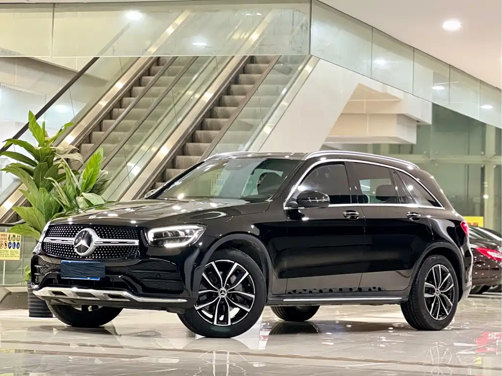 Mercedes-Benz GLC 2021 — фото 1