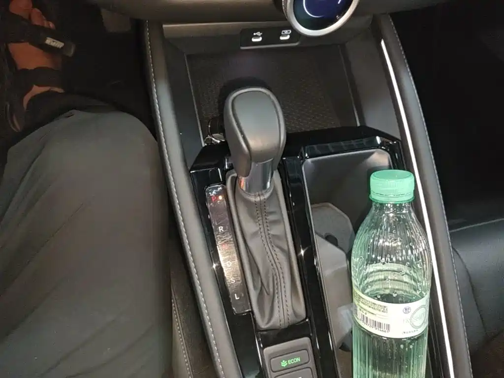 Honda Accord 2023 — фото 14