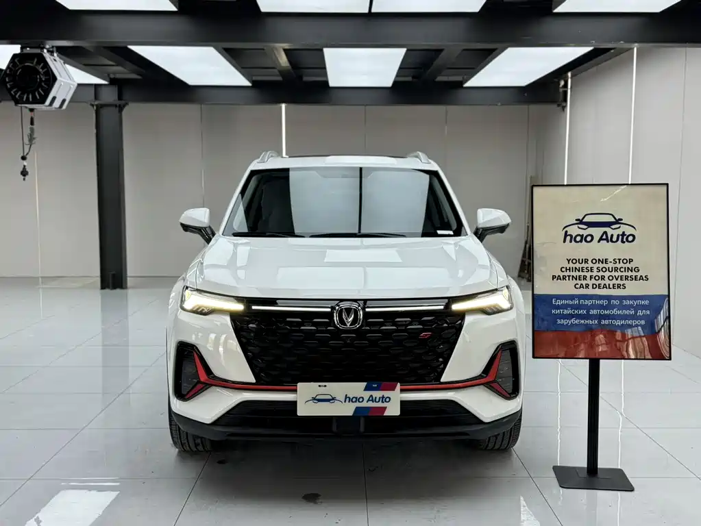 Changan CS35PLUS 2022 — фото 2