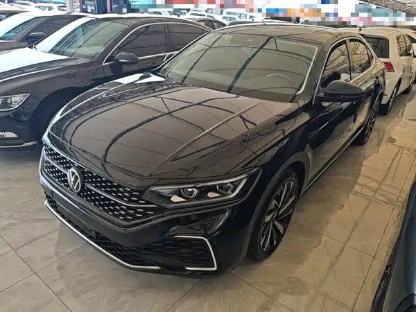 Volkswagen Passat 2022