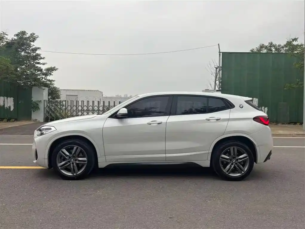 BMW X2 2021 — фото 3