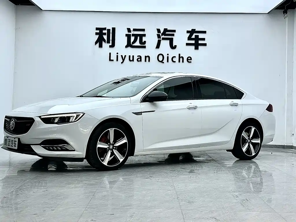 Buick Regal 2019 — фото 1