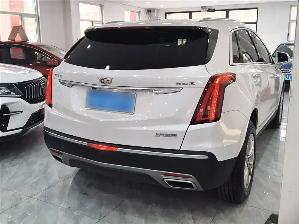 Cadillac XT5 2024 — фото 5