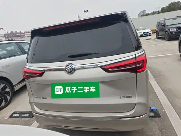 Buick GL8 2023