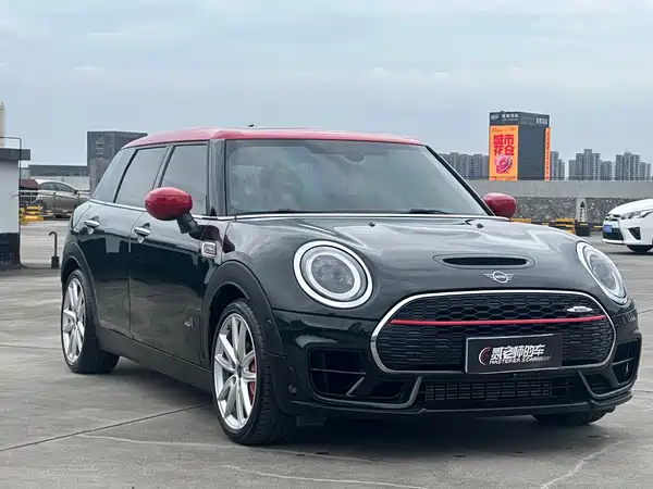 MINI JCW CLUBMAN 2021