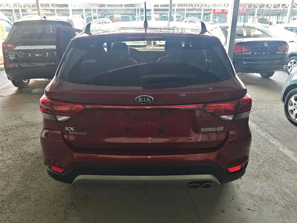 Kia KX Cross 2018 — фото 4