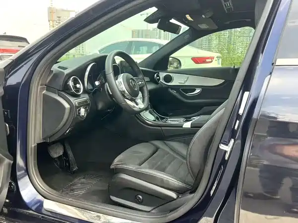 Mercedes-Benz C-Class 2019