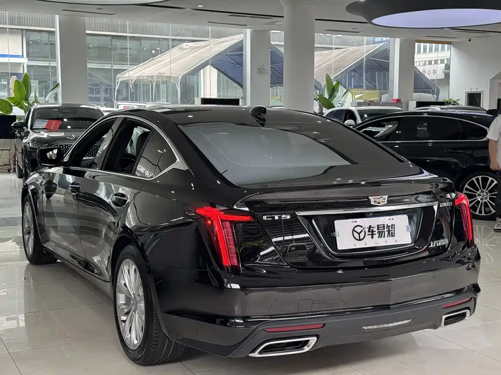 Cadillac CT5 2024 — фото 4