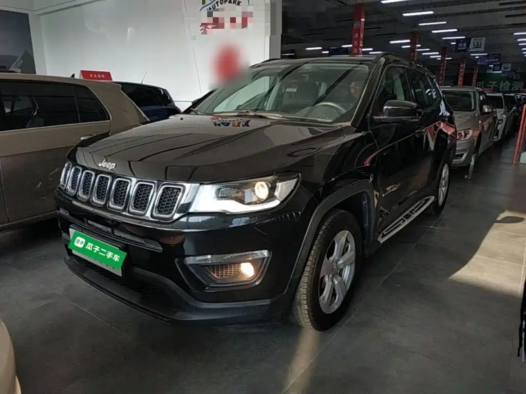 Jeep Compass 2017 — фото 2