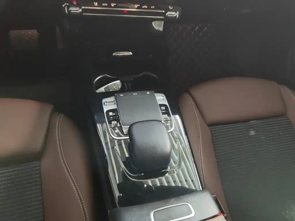 Mercedes-Benz A-Class 2019 — фото 14