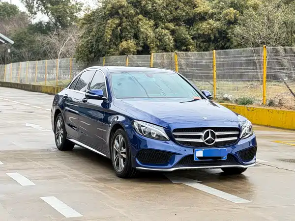 Mercedes-Benz C-Class 2018