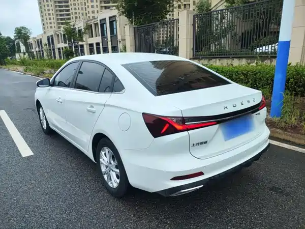 Roewe i5 2025