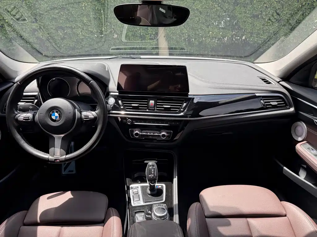 BMW 1 Series 2022 — фото 14