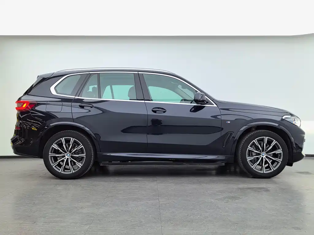 BMW X5 2021 — фото 12