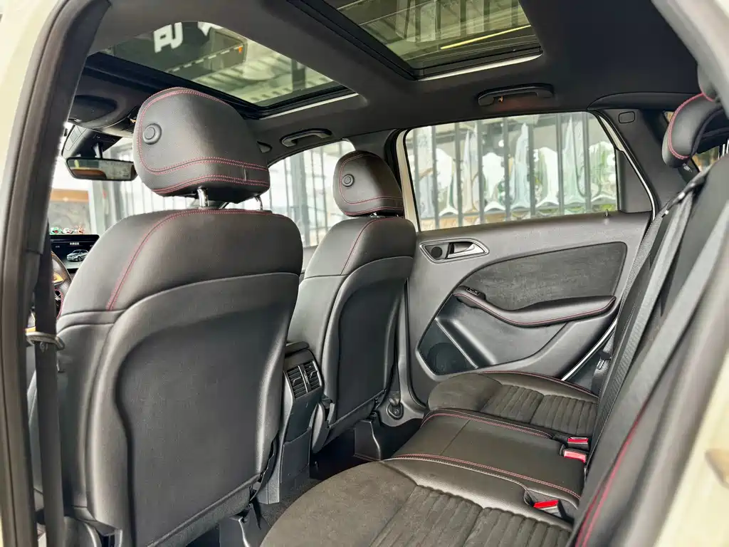 Mercedes-Benz B-Class 2015 — фото 7