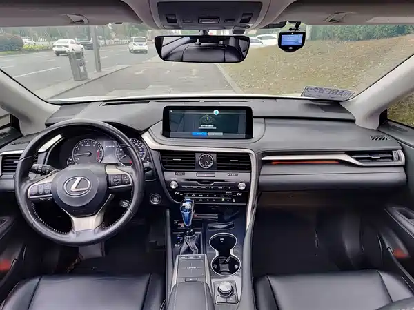 Lexus RX 2020