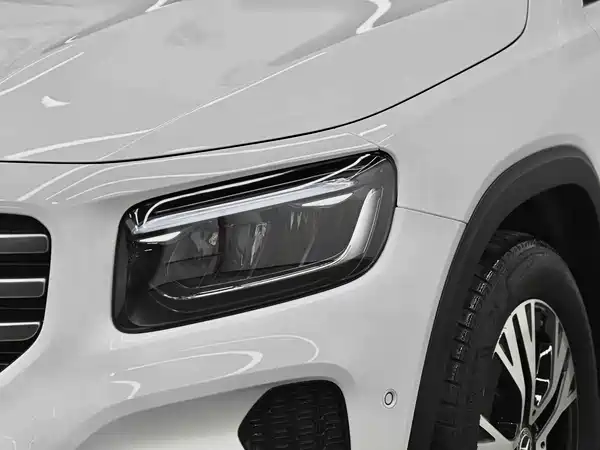 Mercedes-Benz GLB 2024