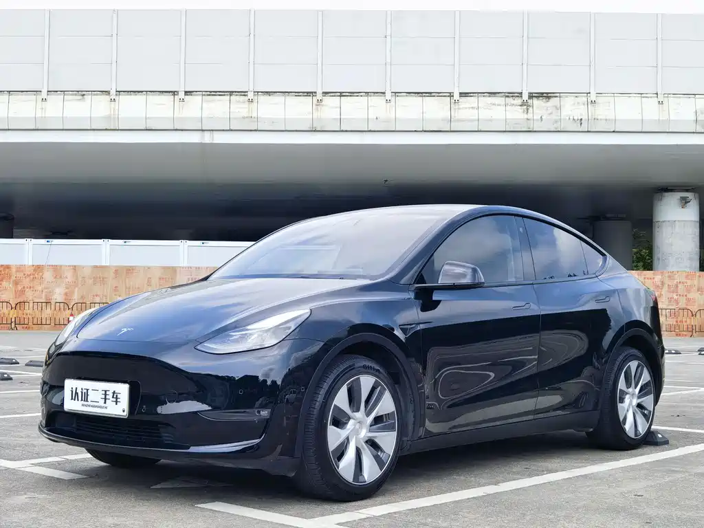 Tesla Model Y 2022 — фото 1
