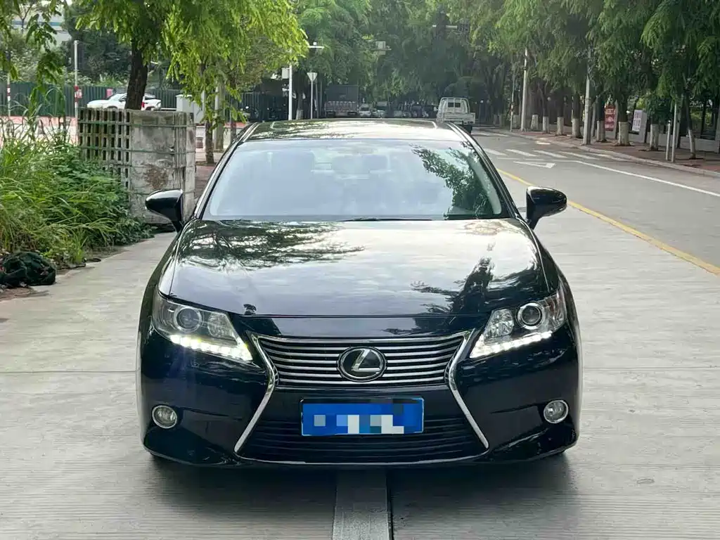 Lexus ES 2012