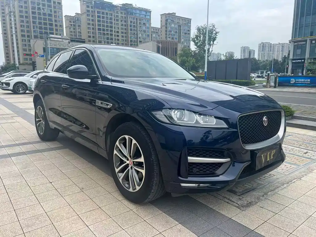 Jaguar F-PACE 2018 — фото 3