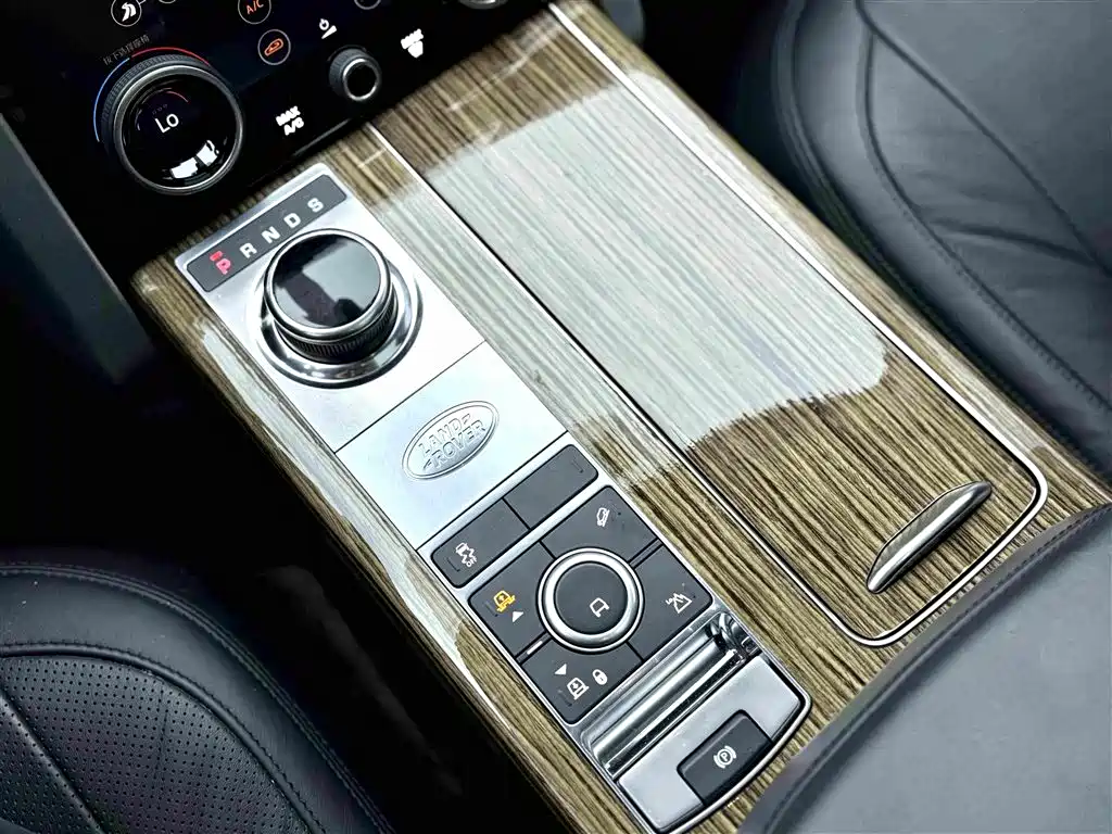 Land Rover Range Rover 2018 — фото 12