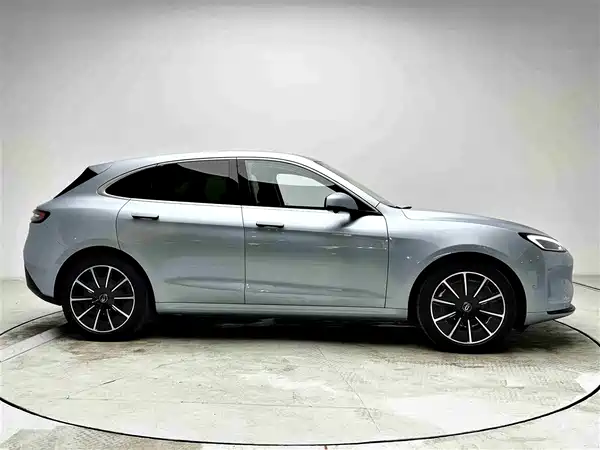 AITO M5 2022